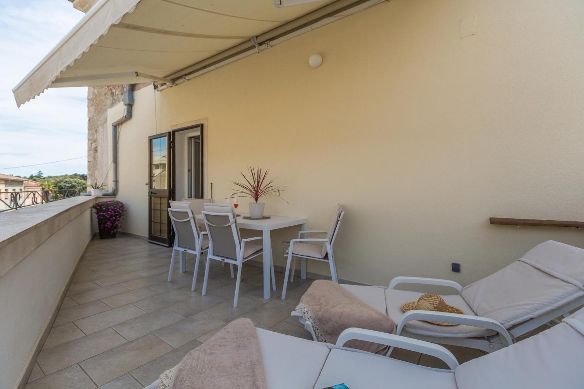 Premium Apartment Aria Пореч Экстерьер фото